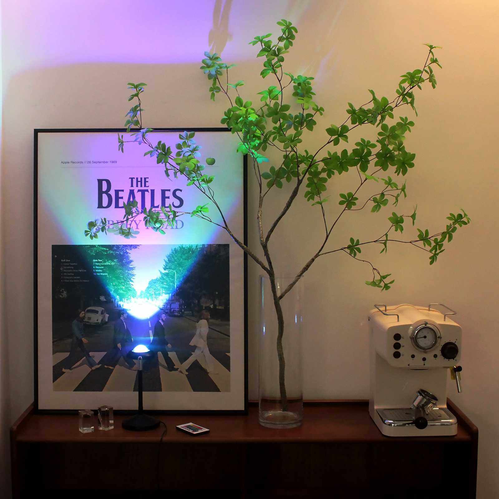 Shadow RGB Table Lamp