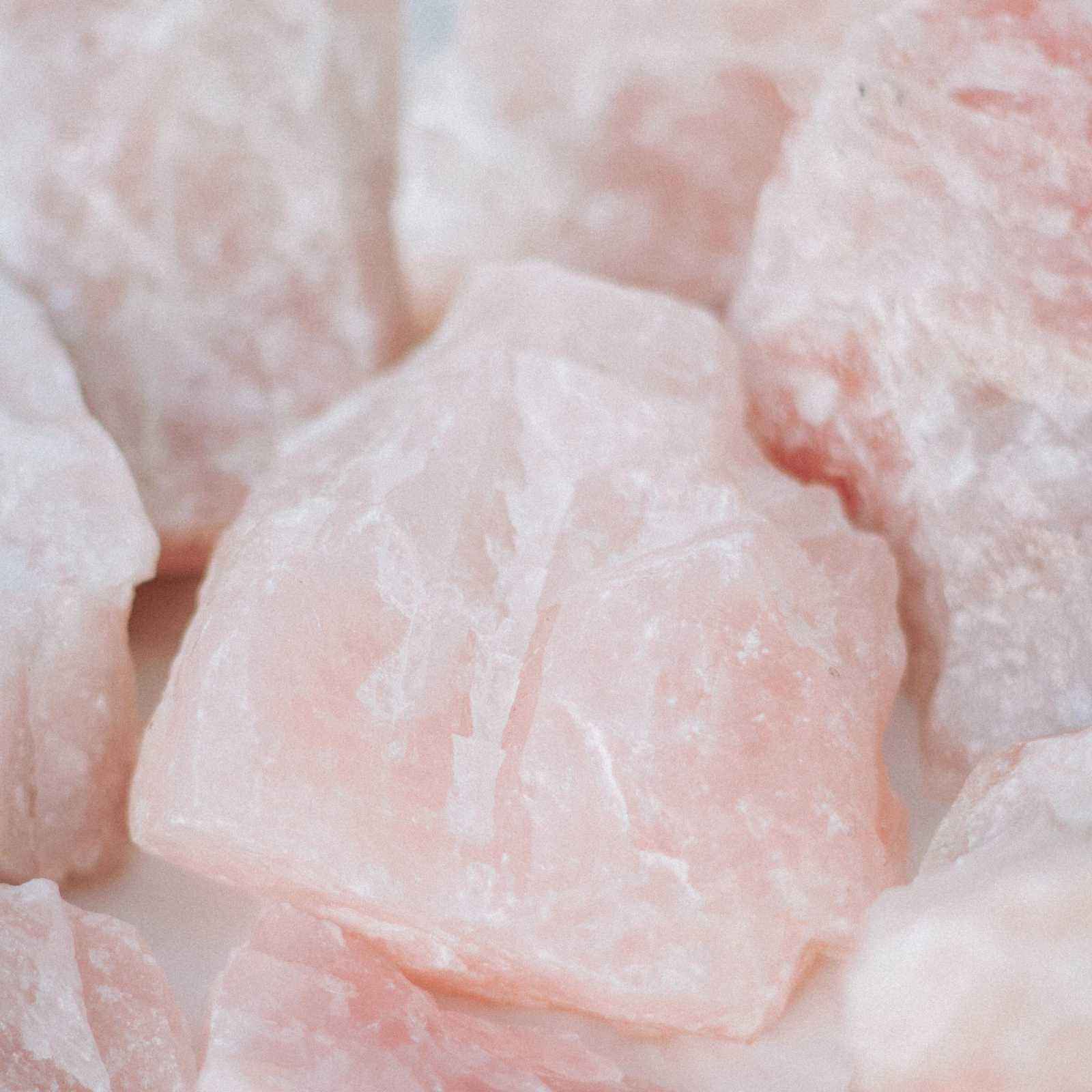 Blushing Rosé Gemstone Diffuser with Jam Rose fragrance and notes of pear, rose, jasmine, and musk.